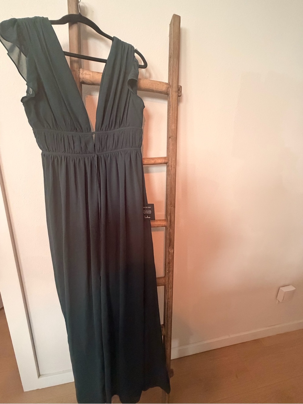 Lulus - Elegant Deep Green V-Neck Maxi Dress
